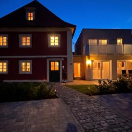 Das M6 - Exklusives Ferienhausensemble mit Direktanbindung nach BA, viešbutis mieste Stegaurach