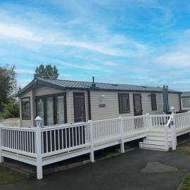 Stunning 6 Berth Caravan For Hire At Norfolk's Seashore Haven Park Ref 22005Ev