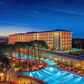 Trendy Perge Resort & Suites, hotel en Aksu