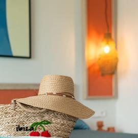 The White Apartments, Hotel in Sant Antoni de Portmany