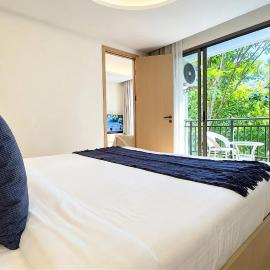 Peaceful Fantasia Condo Kamala، فندق في شاطئ سورين