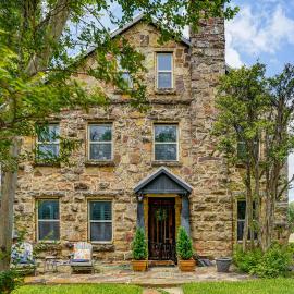Historic Weatherford Estate w/ Backyard Oasis