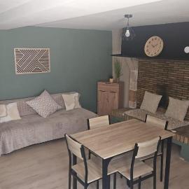 Maison du golf, hotel in Nassigny