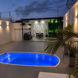 Casa com piscina privativa a poucos minutos da praia do Araçagy, São Luís