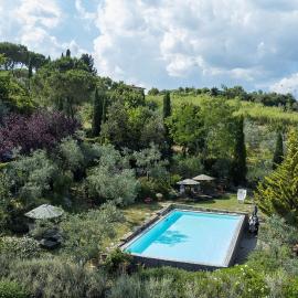 Enchanted Haven 2 Farmhouses with Pool, hôtel à Impruneta