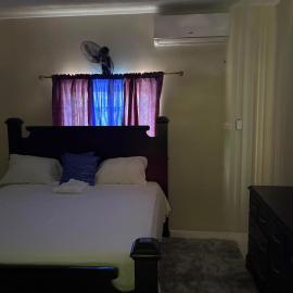Stays at Global Dreams, hotel in Beckford Town