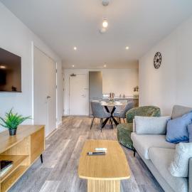 Manchester, Eccles 2 bedroom & 1 bedroom apartments, close to old Trafford, Salford, Manchester, Hotel in Manchester