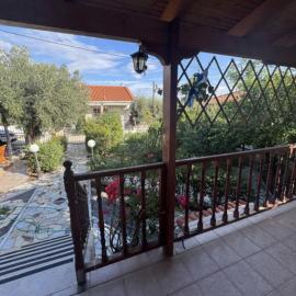 Seasteps Garden Villa, Hotel in Kalamáki