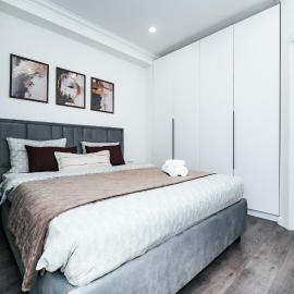 1 Bedroom Gem I Super Fast Wi-Fi and Free Parking , Near Park
