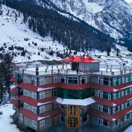 Gems Palace Hotel Naltar, hotel u gradu Jugut