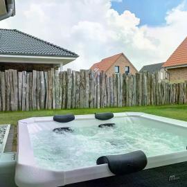 Salz & Seele Das Spa Ferienhaus mit Whirlpool, Sauna & Wallbox, hotel v destinaci Büsum