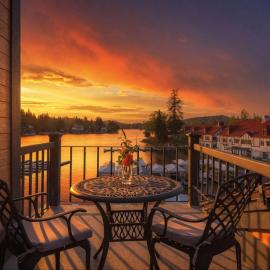 Village Lakefront Paradise