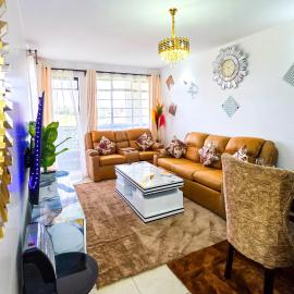 The Royals, hotel di Tatu City