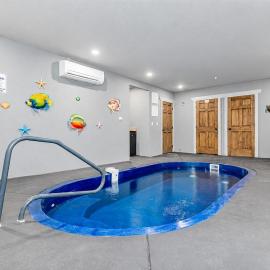 Harmony Peak – Luxury 5BR Chalet with Indoor Pool, Theater Room and Game Area