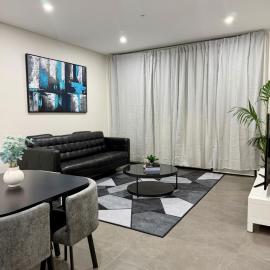 Luxe 3BR Apartment Near Stadium Balcony, Parking & WiFi, hotel a Sydney