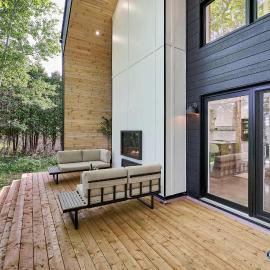 Chalet Altitude Riverfront Pet-Friendly, Hotel in Saint-Raymond