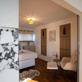 KAMO Panorama Schwarzwald Apartment - privater Eingang & 2 kostenlose Parkplätze, bis zu 5 Personen