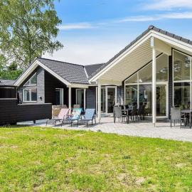 5 star holiday home in Væggerløse