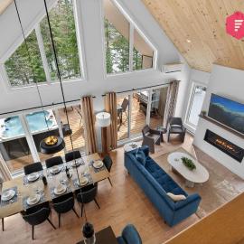 Amundsen - Chalet 13 pers 4 sdb Spa privé à Shannon - Resort près de Québec, Hotel in Valcartier Station