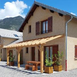 Le Pré Fleuri à Guillestre - Appartements neufs classés Meublés de Tourisme 3 étoiles- Climatisés- Parking privatif