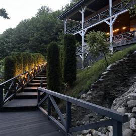 Eagle's Nest-Retreat in Mountain Country Club, hotel din Izki