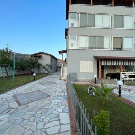 Hotel-Gjovalini