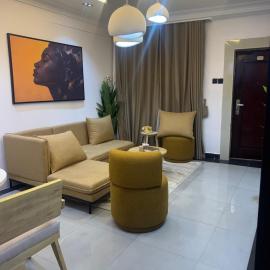 Speedy Lift Homes Luxury Apartment in Ikeja GRA, hotel Ikejában
