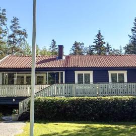 7 person holiday home in GRISSLEHAMN-By Traum, Hotel in Grisslehamn