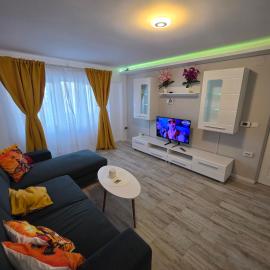 Family friendly apartment with 3 rooms and 2 bathrooms in Corabia, hotelli kohteessa Corabia