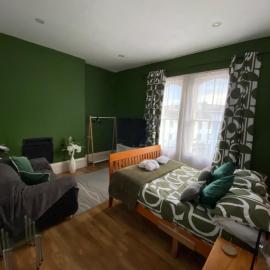 City Centre Double Room, hotel in Truro