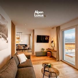 ZILLER DELIGHT - Stylish Apartment with Balcony & Mountain View, hotel in Fügen