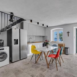 Holiday Home Pelegrin, hotel in Brela