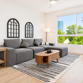 Stunning Haven with Pool Gym Parking Close to Disneyland