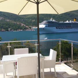 Dream Vacation Apartments