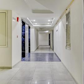 Hotel O Urbanite, хотел в Dahmi