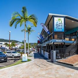 Airlie Sun & Sand Accommodation #5 KIDS STAY FREE, hotel in Airlie Beach