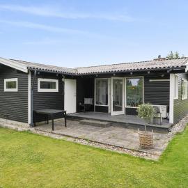 Nordic Style Summer House For Two
