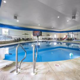 Comfort Suites Johnson Creek Conference Center, hotel in Johnson Creek