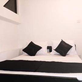 Ceylander Suites, hótel í Kandy