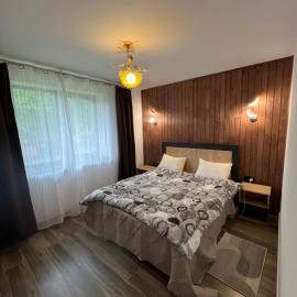 Котедж GLORIA будинок повністю, hotel in Yaremche