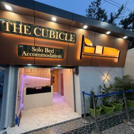The Cubicle, hotel u gradu Haldvani
