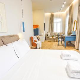 Evilion Suites, hotel in Xylokastro