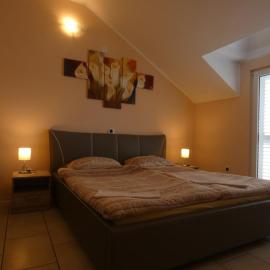 Nature sunset apartment，Ubli的飯店