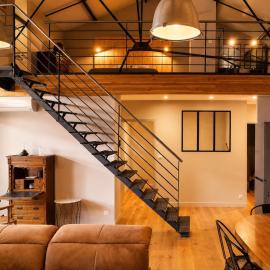Loft Art Déco Centre Ville Objat, hotel en Objat