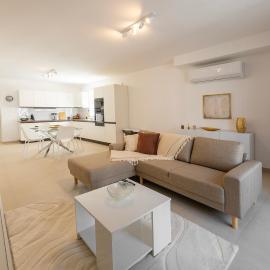 TL7 - Modern 2-Bedroom Haven, hotel a Msida