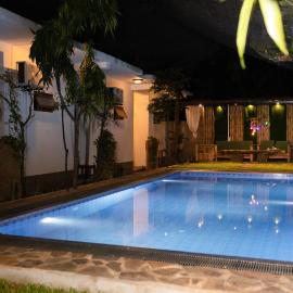 Rayonaz Resort