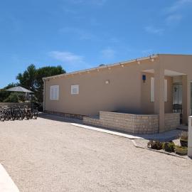 Villa More Vir, готель у місті Вир