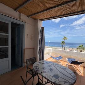 Zenzero canneto beach lipari