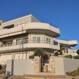 Tom House