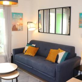 세농에 위치한 호텔 T3 garage privé-Clim-Loggia 9m2- Tram A 50m